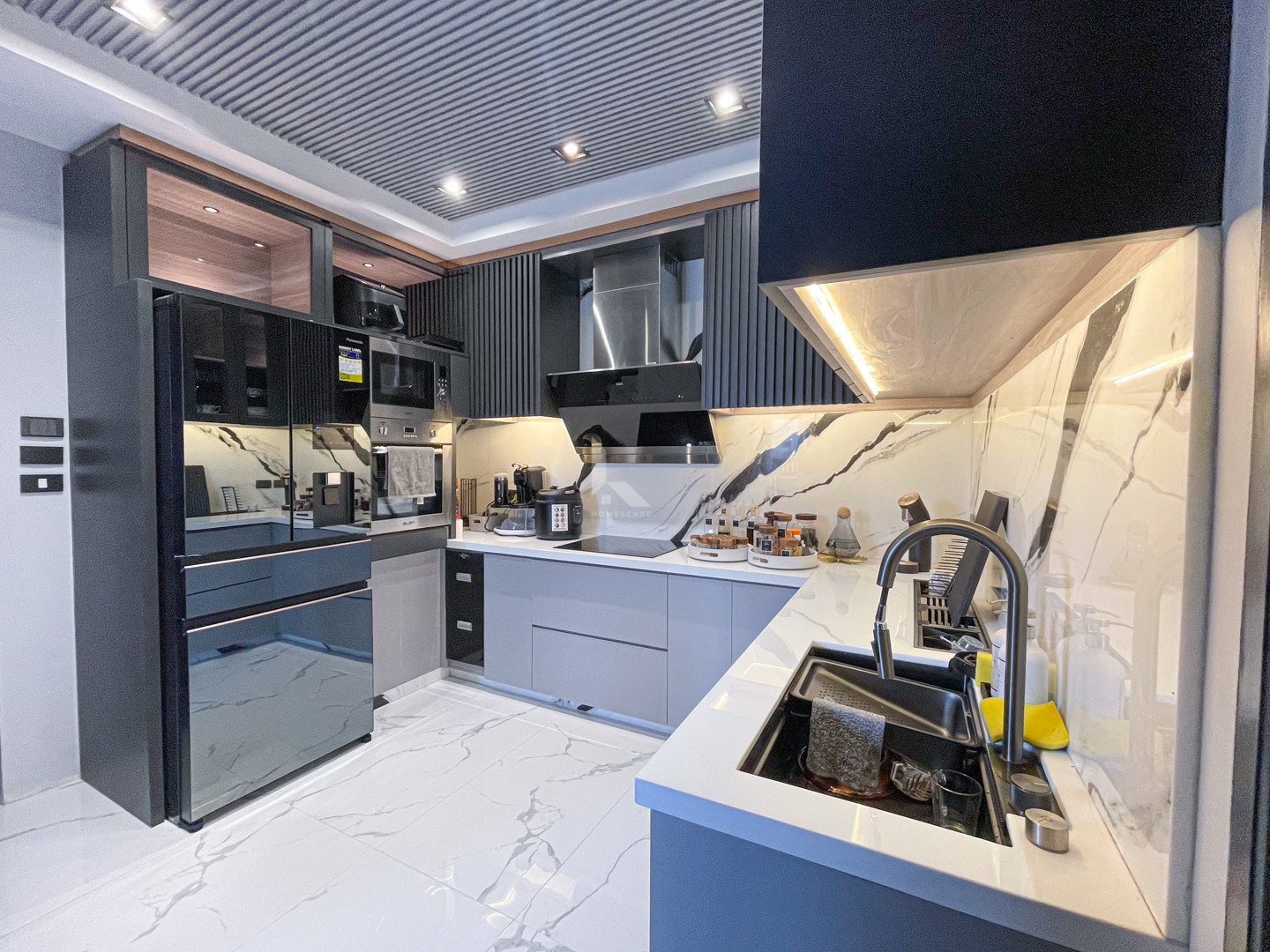 Impressive Modern Tropical Industrial Corner House For Sale in Grand Meadows photo 3