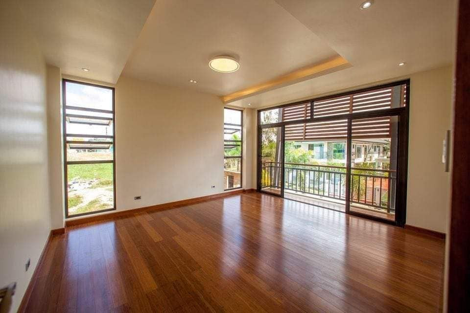 TAGAYTAY HOUSE AND LOT FOR SALE photo 5