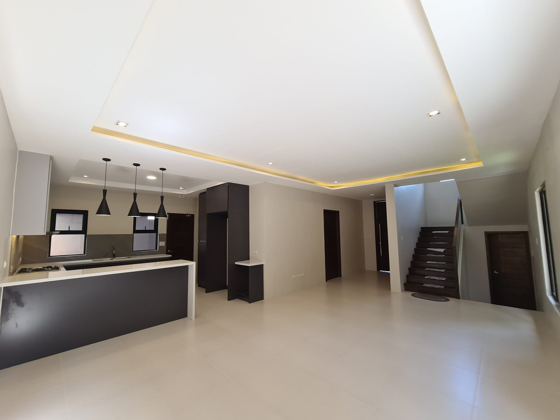Brandnew Modern House photo 5