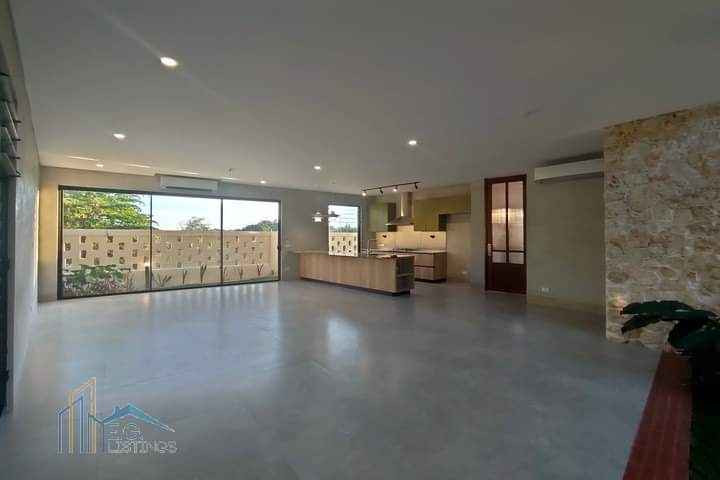 4 BEDROOM HOUSE WITH 3 CAR PARKING IN MANDAUE CEBU photo 3