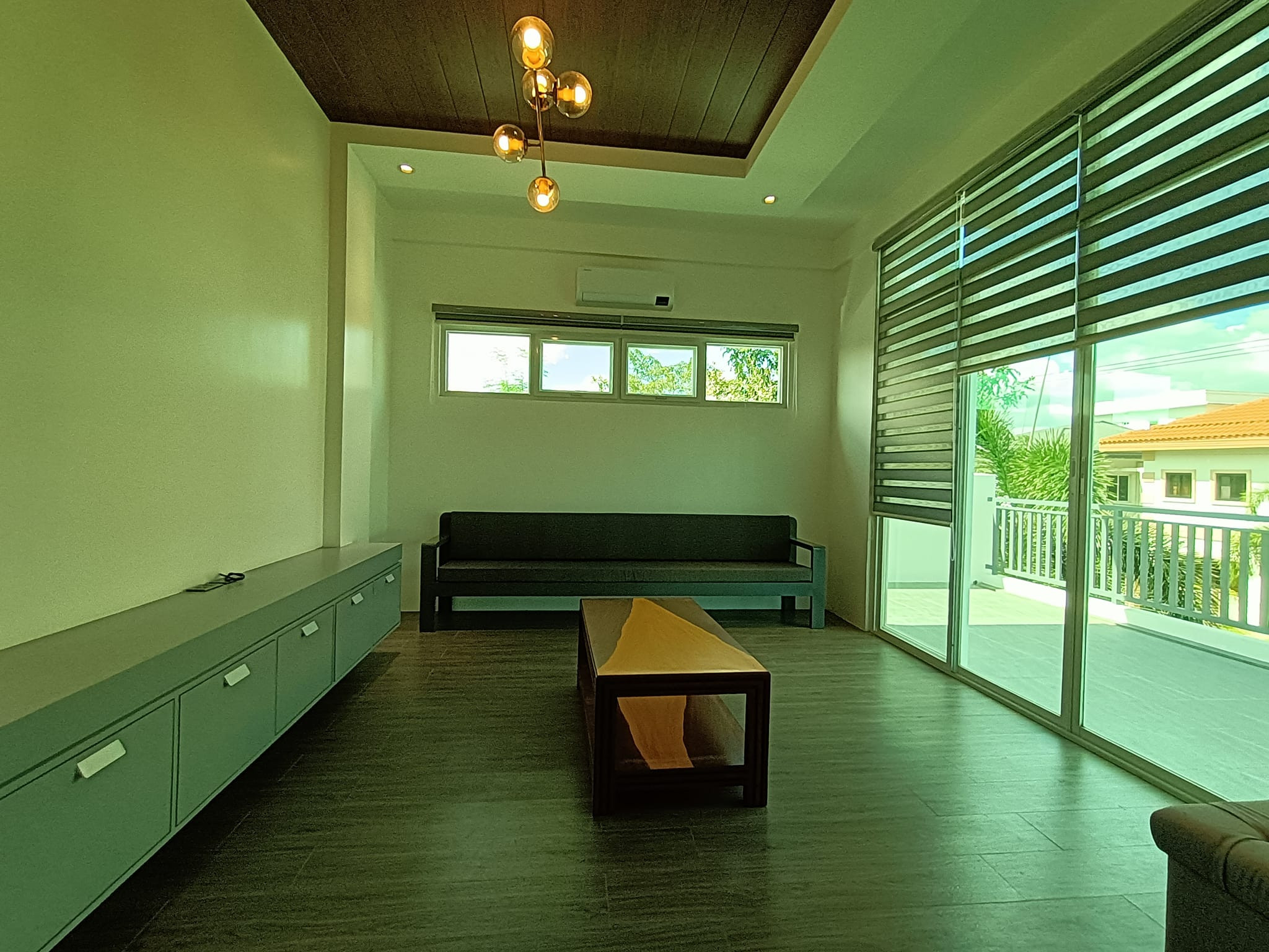 New & Ultra Modern House & Lot photo 5