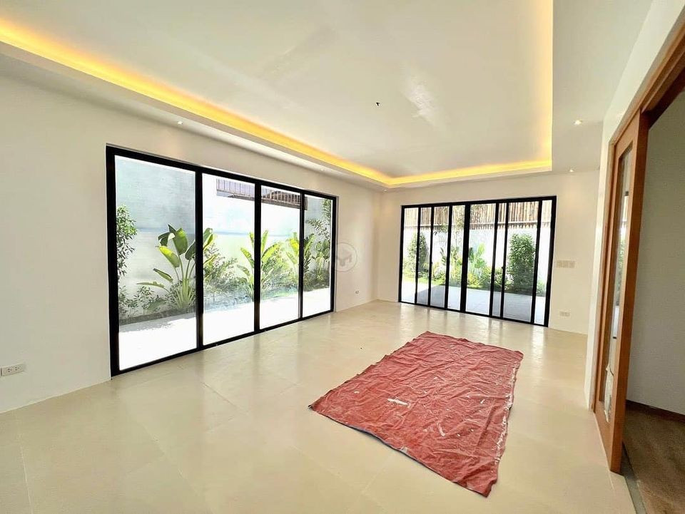 Brand New House and Lot For Sale at BF Homes Parañaque photo 4