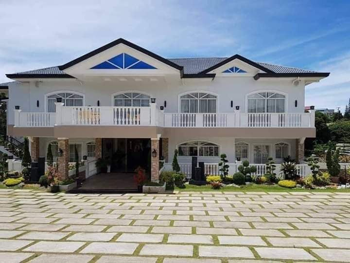 Tagaytay Mansion & Event Place For Sale photo 1