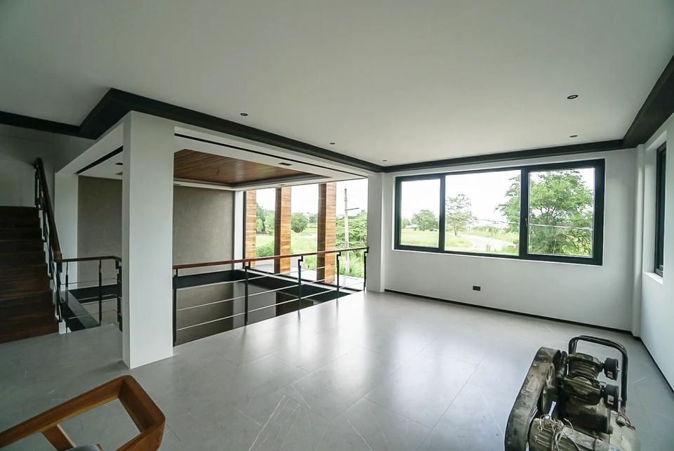 Modern Industrial Home in Marikina photo 4