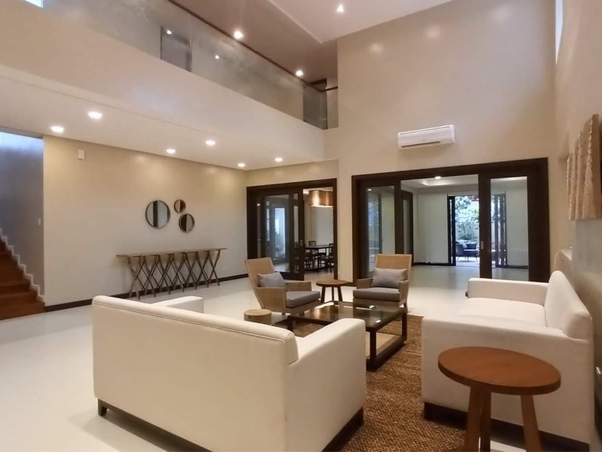FOR SALE BRAND NEW HOUSE and LOT  AYALA ALABANG photo 3