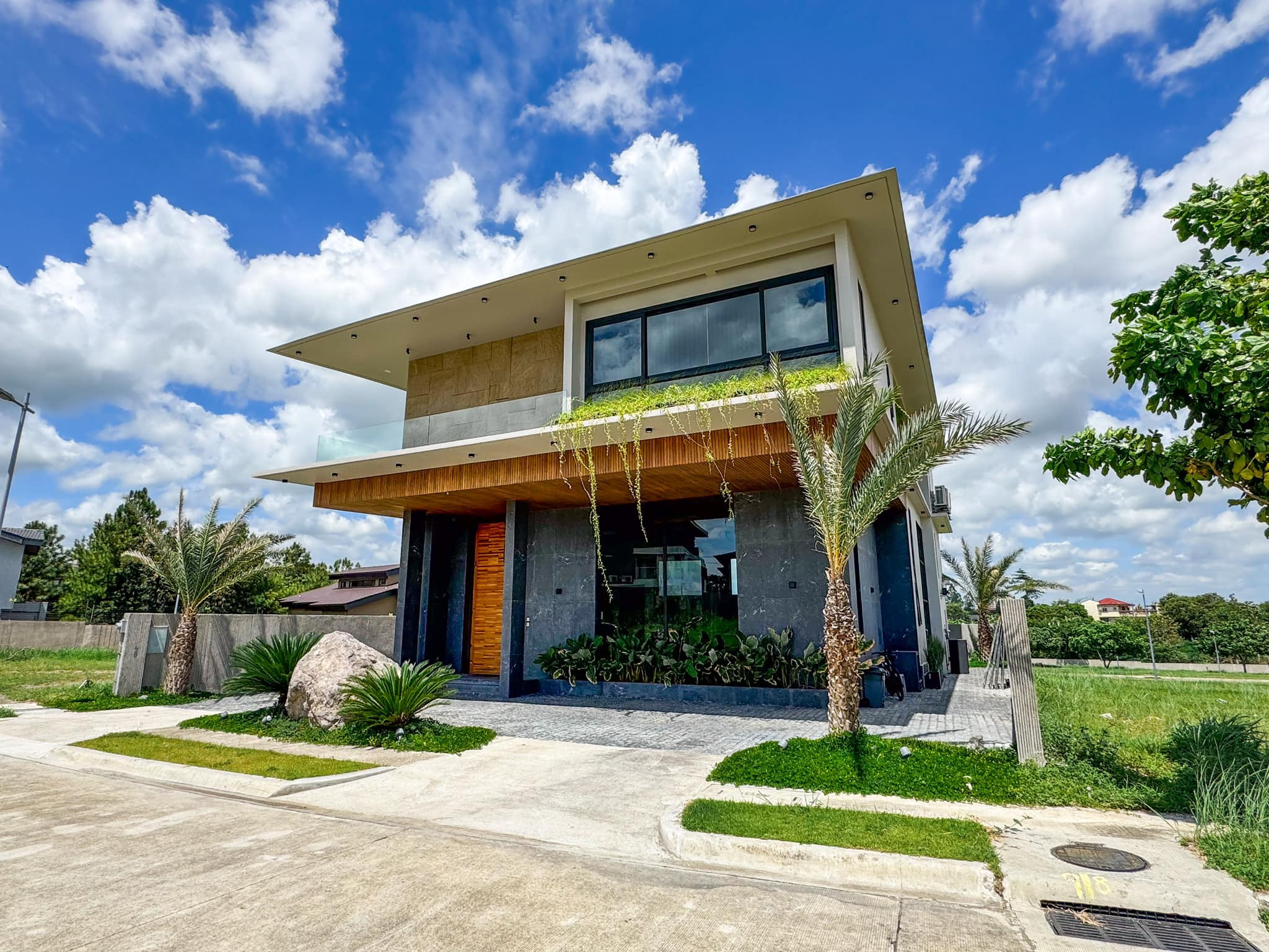 An Awe-Inspiring Brand New House and Lot for Sale in Alabang photo 1