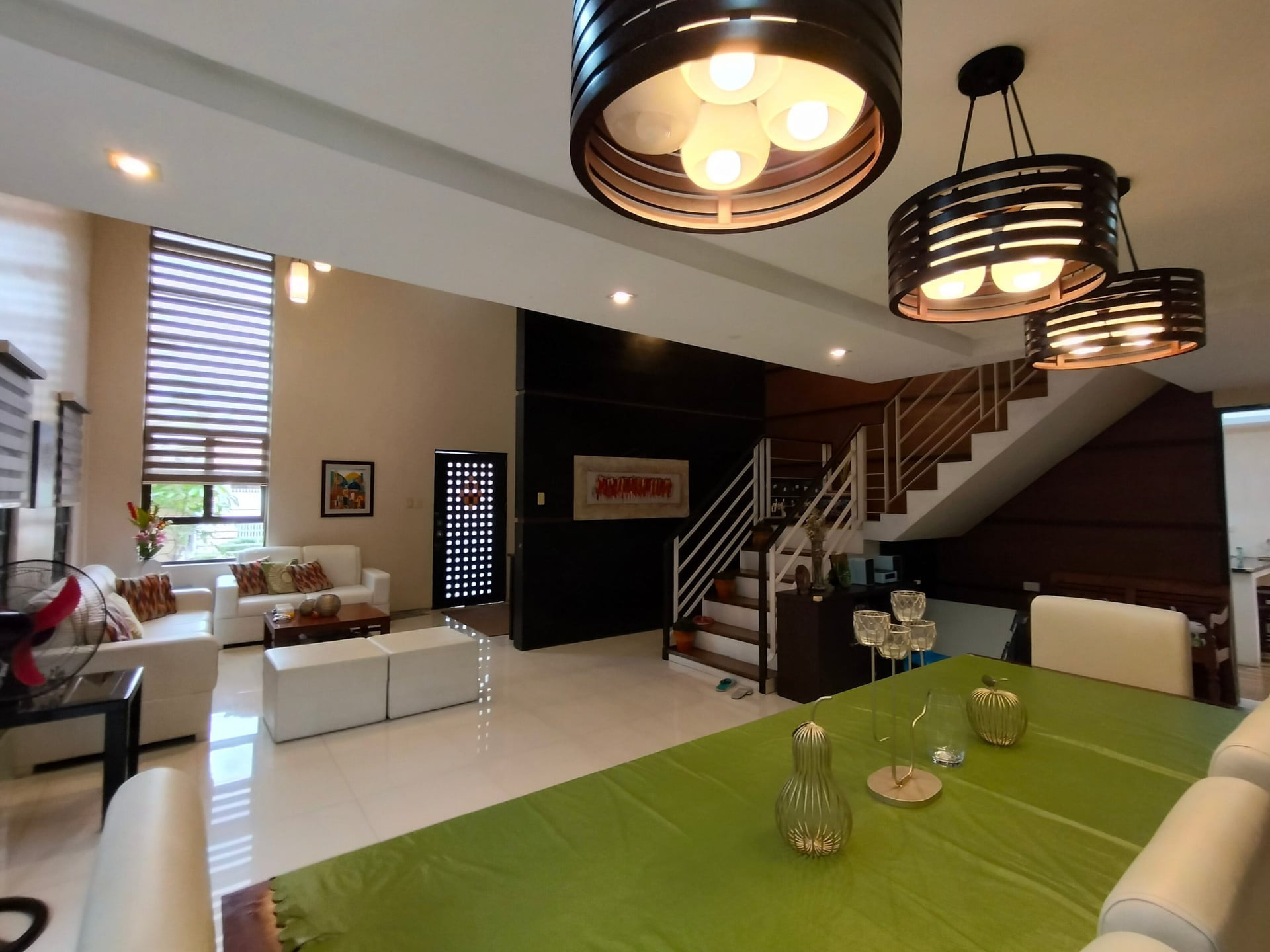 Modern 2 Story House For Sale photo 4