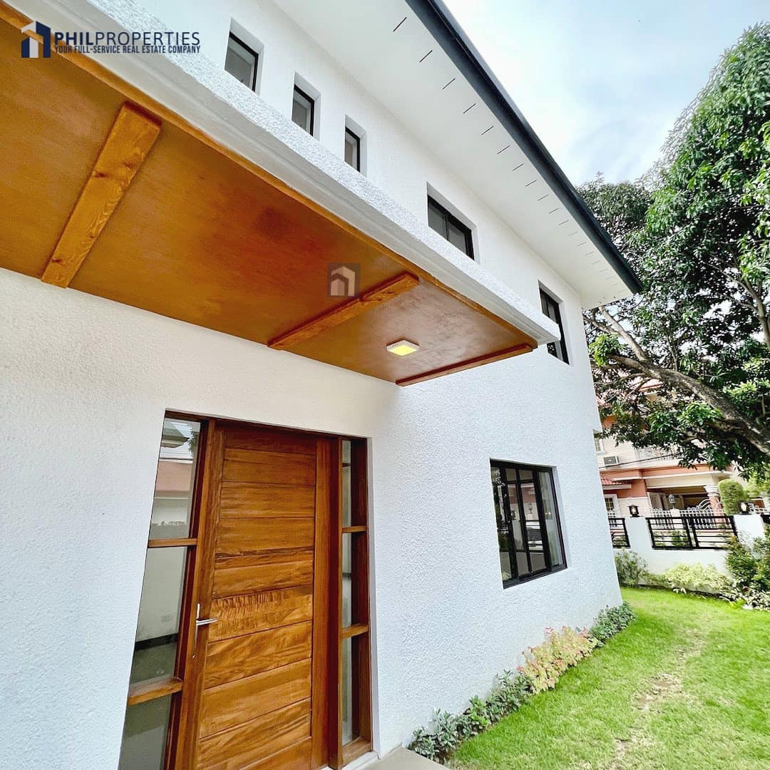 Asian Contemporary Inspired House and Lot For Sale in Filinvest East Homes photo 2