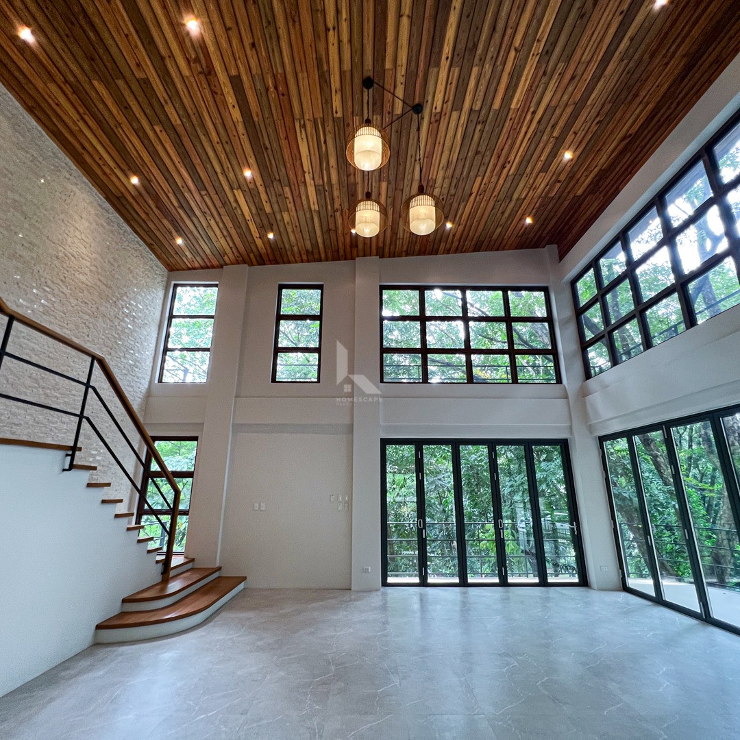 Dreamy Brand New Modern Tropical House and Lot in Town & Country Estates photo 2