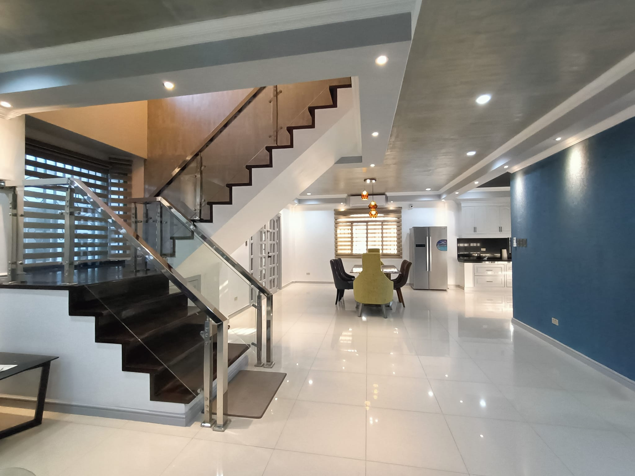 Stunning Furnished House and Lot with swimming pool in Angeles City, Pampanga photo 5