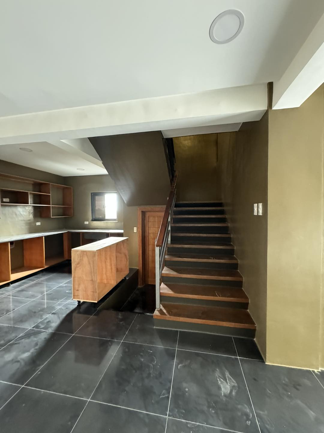 Newly Constructed Corner House and Lot in Beverly Place photo 4