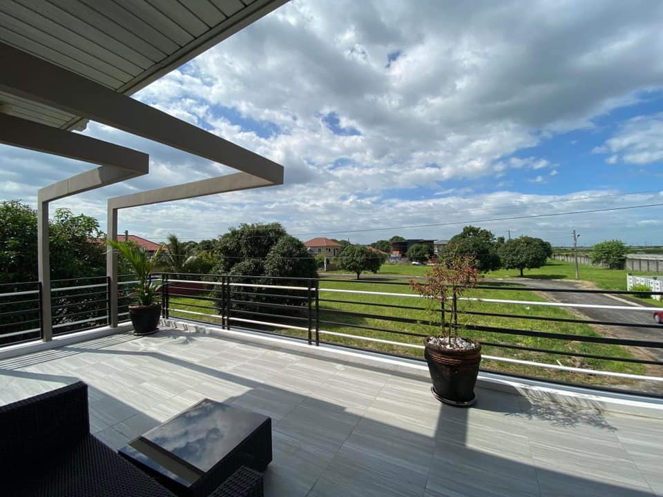 House and lot for sale photo 3