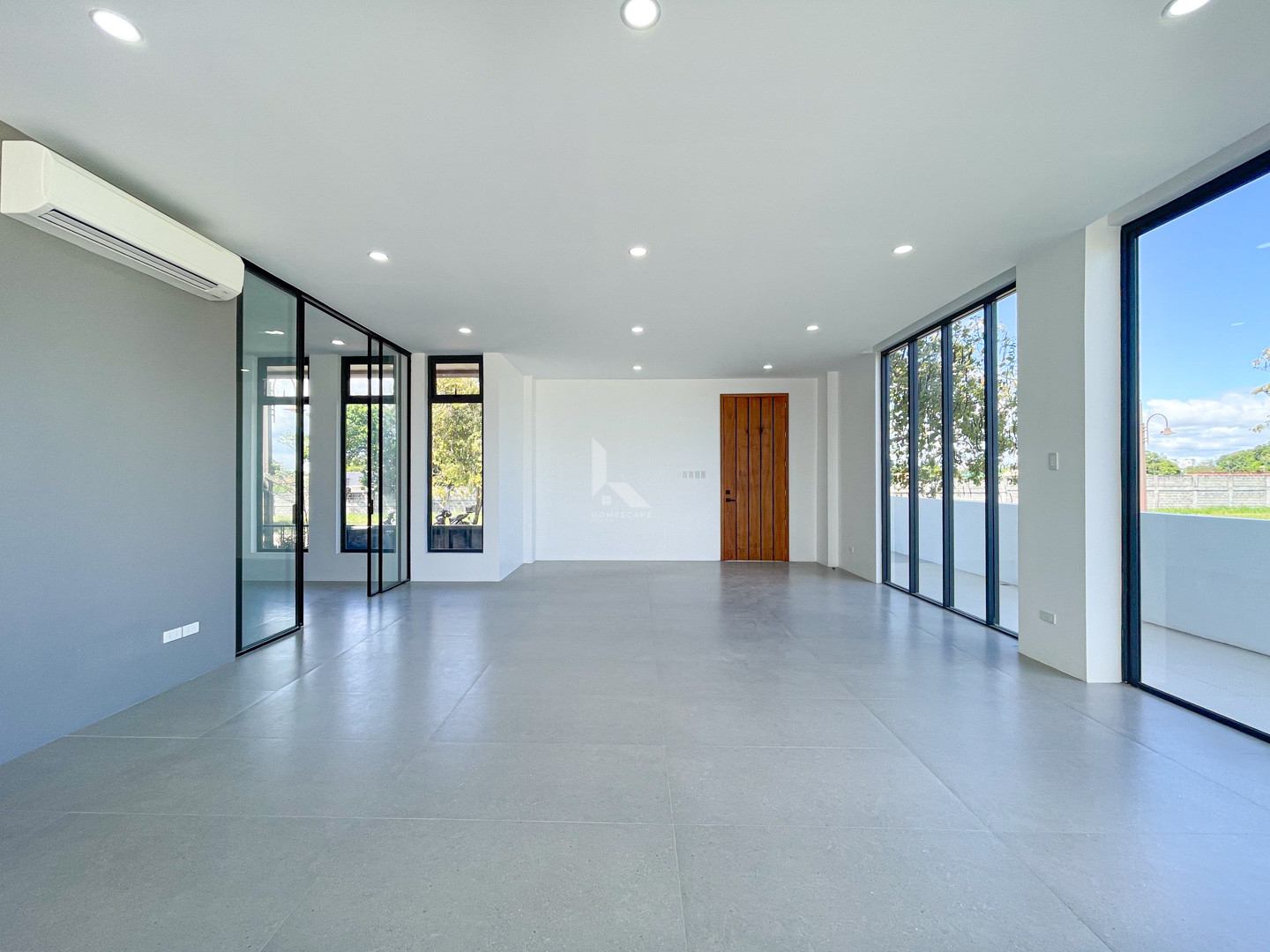 Sophisticated Modern Contemporary House and Lot For Sale photo 3