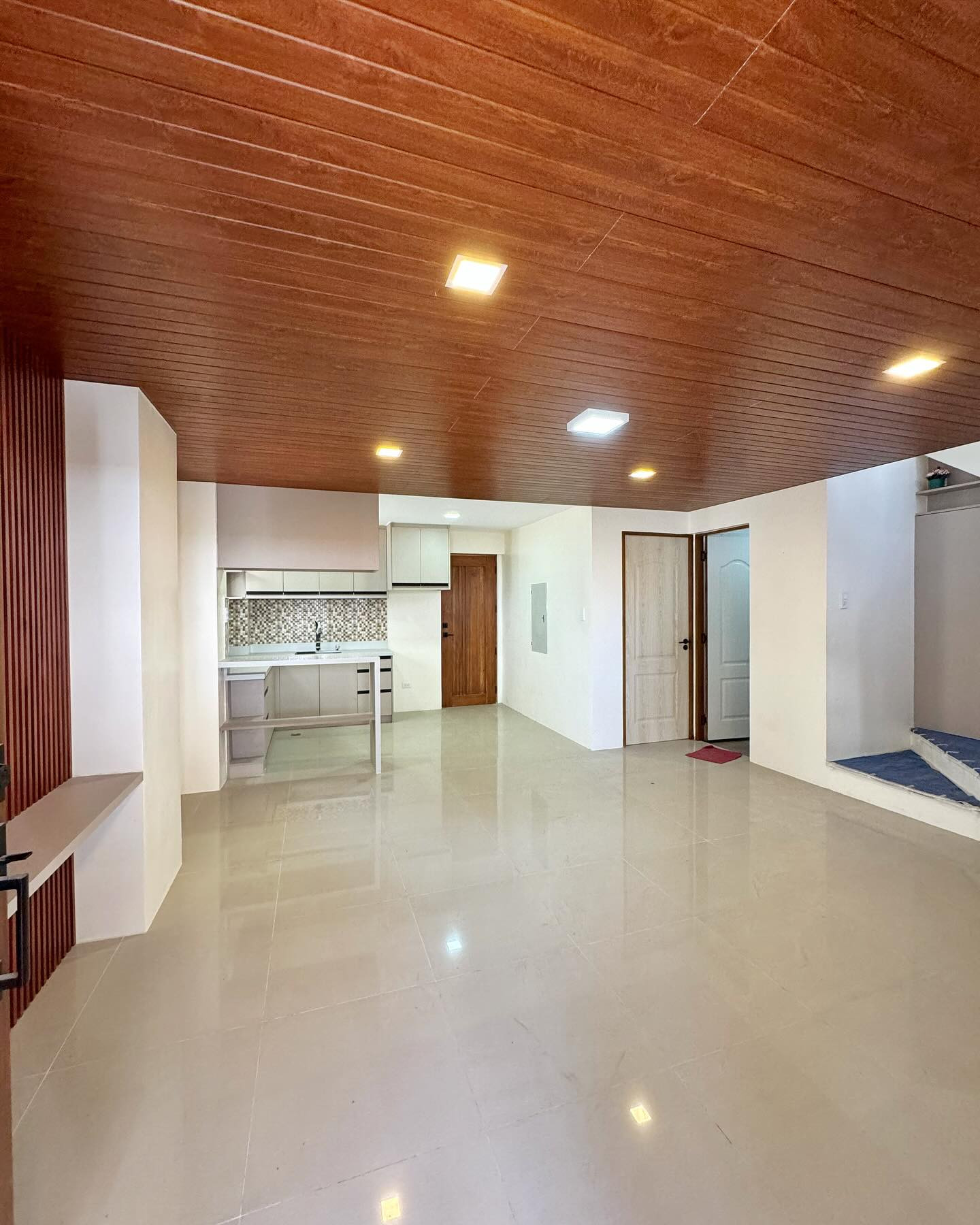 Brand New 7-bedroom House for Sale in Greenwoods Executive Village photo 3