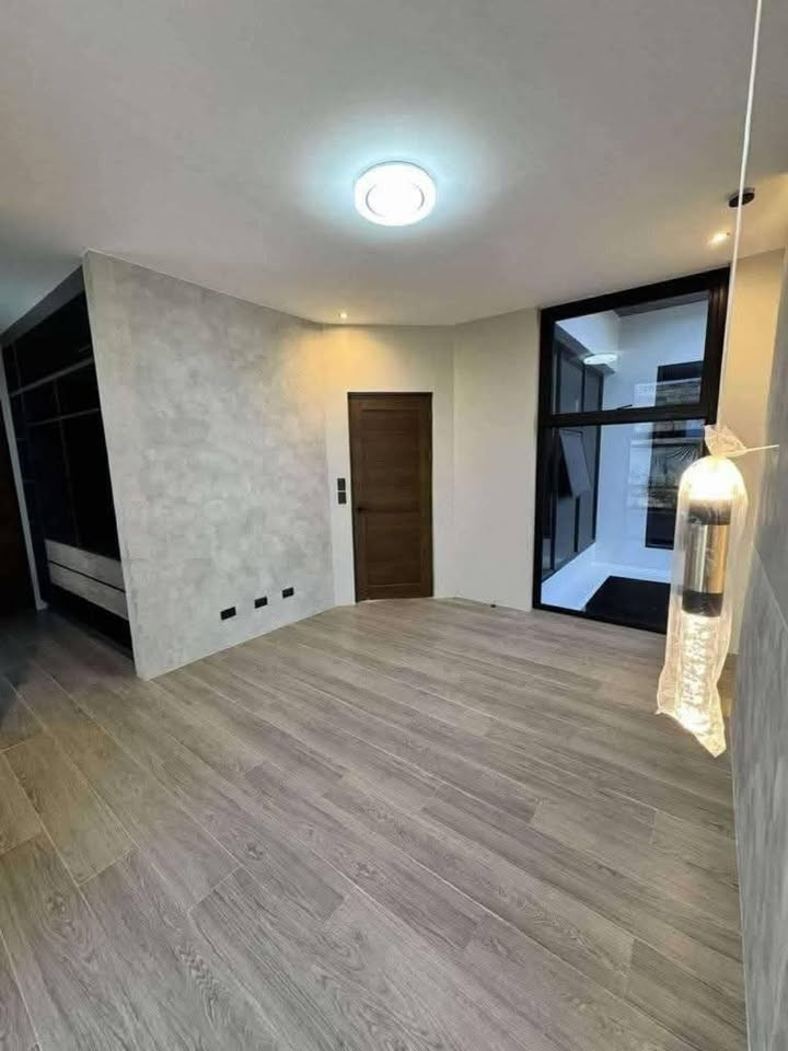 Brand New Modern Luxury House in an Exclusive Subdivision in Taytay, Rizal photo 4