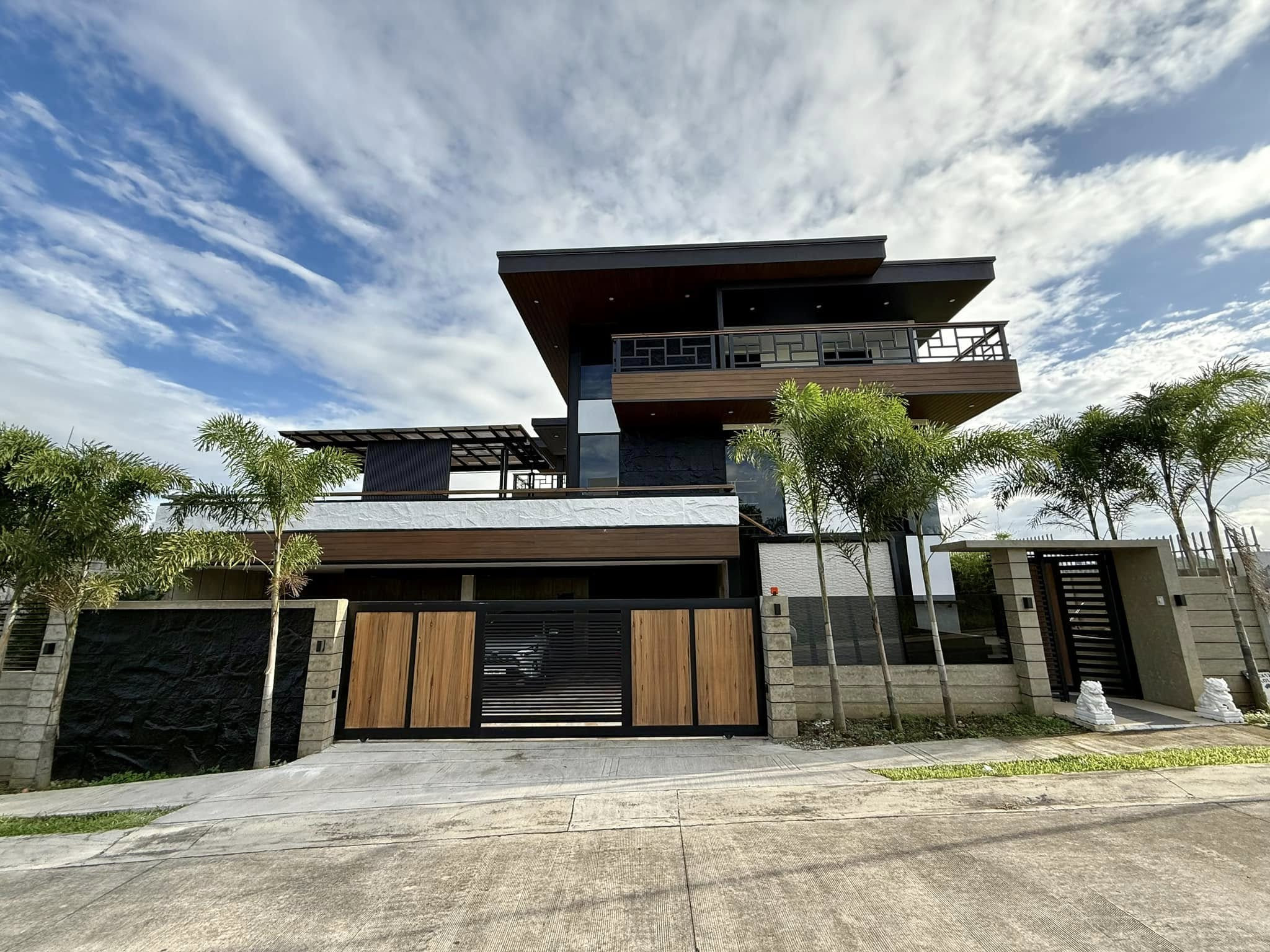 An Extraordinary House for Sale Like No Other in Ayala Westgrove photo 1