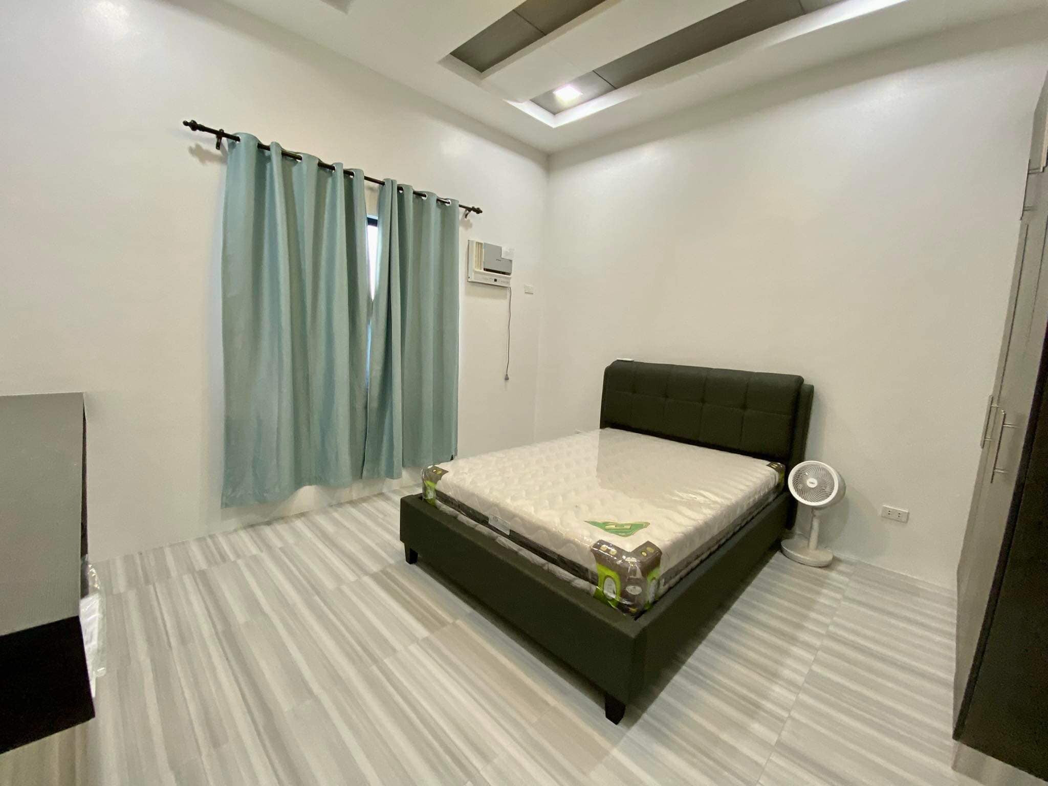 FOR SALE PRE OWNED MODERN ELEGANT HOUSE IN PAMPANGA photo 4