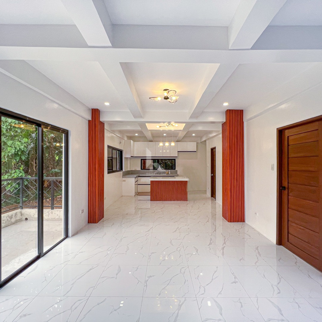 Sophisticated Modern Asian House and Lot For Sale in Kingsville Royale Subdivisi photo 5