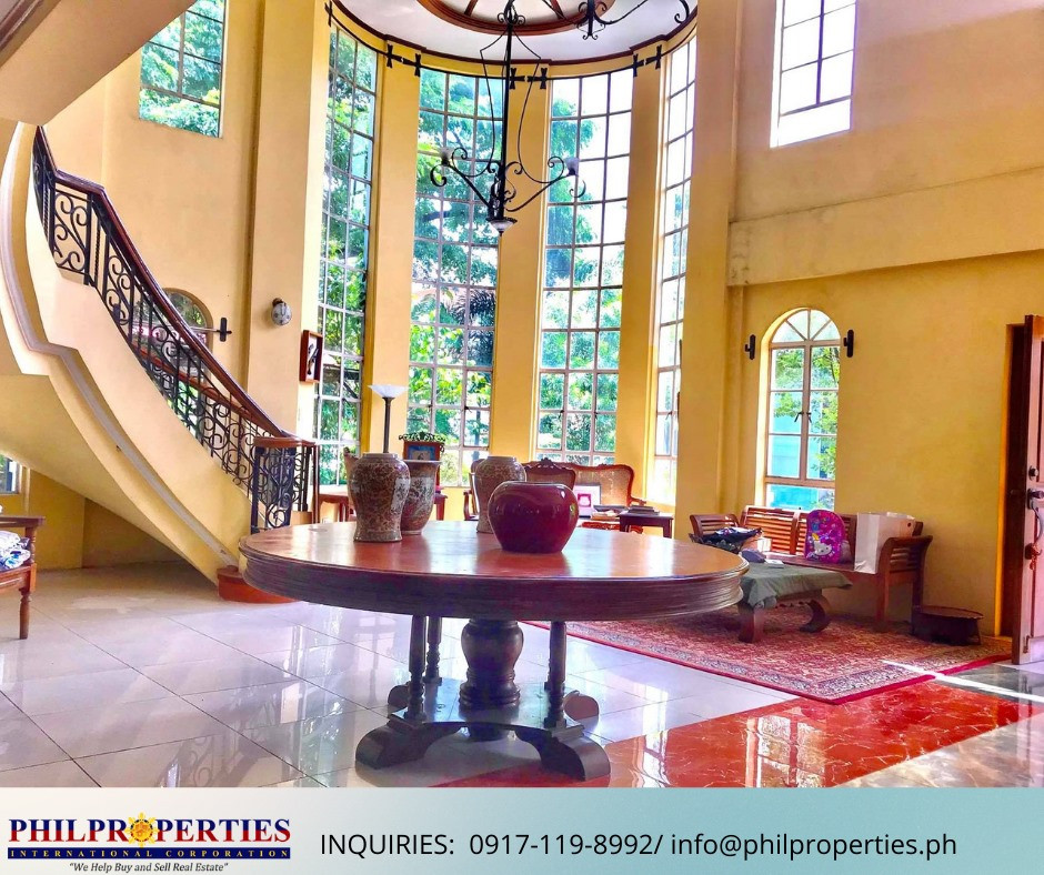Mansion in Loyola Grand Villas, Quezon City photo 1