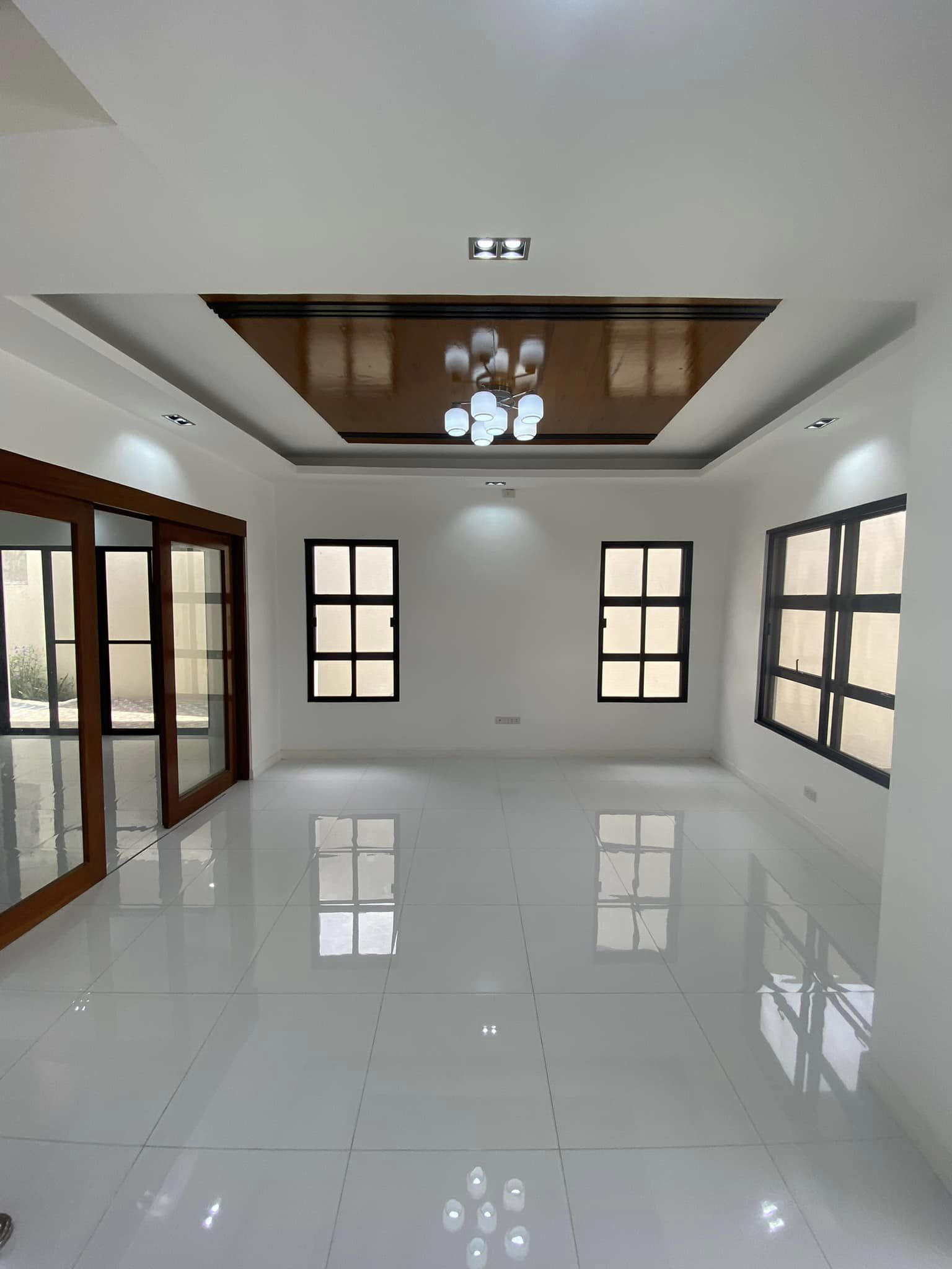 Brand New Stylish Single Detached House and Lot In Better Living Paranaque photo 4