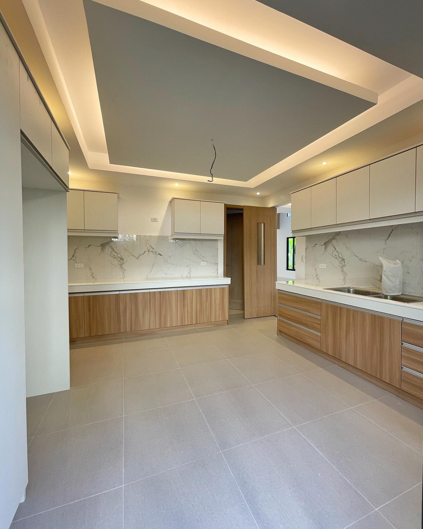 Brand New Modern House for Sale in BF Homes Las Pinas City photo 2