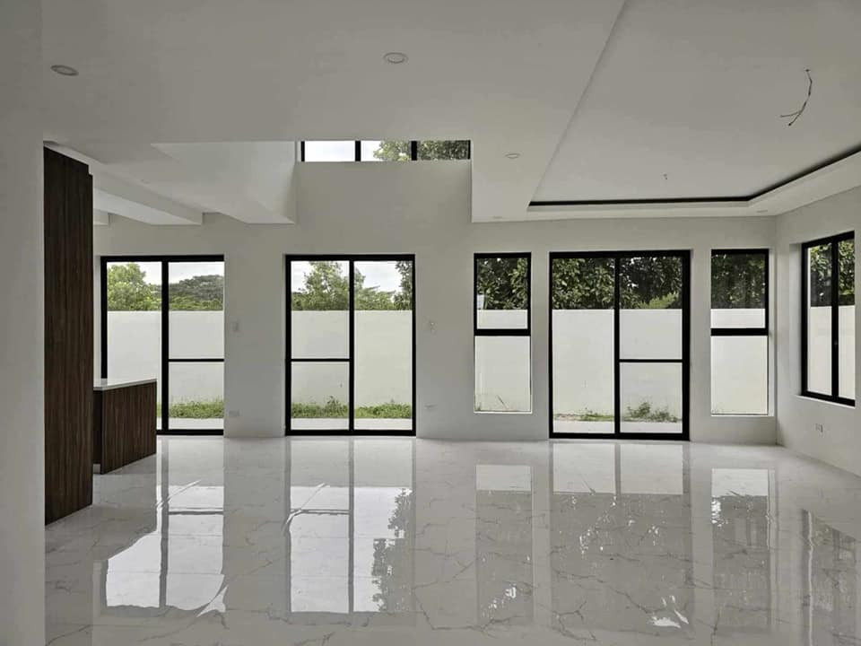 VENARE HOUSE AND LOT NUVALI photo 4