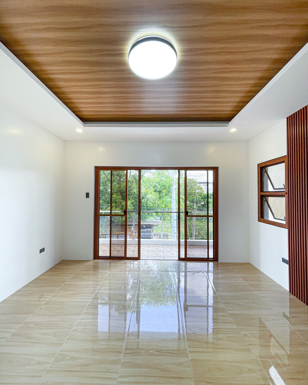 Superb Modern Contemporary House and Lot photo 4