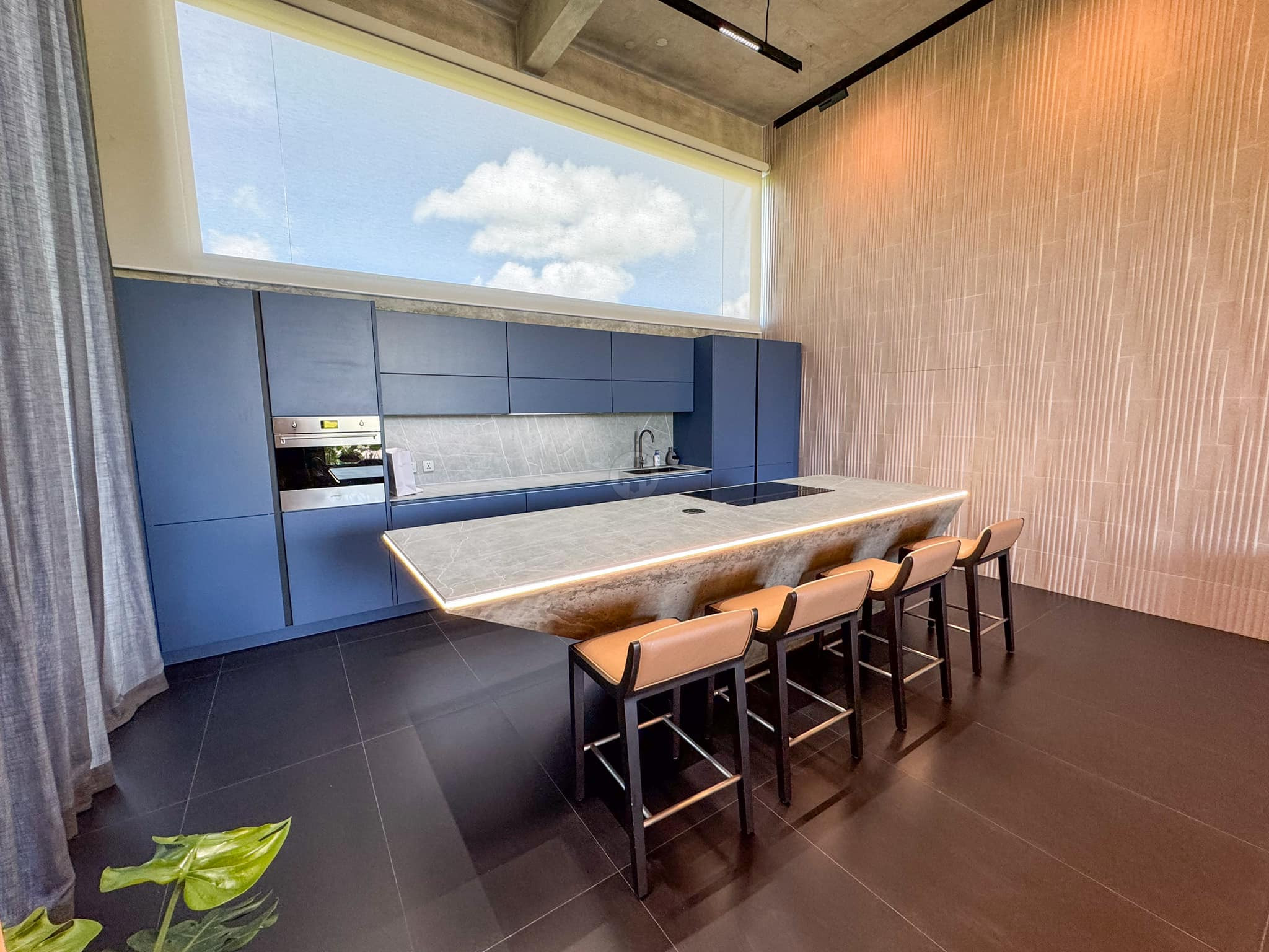An Awe-Inspiring Brand New House and Lot for Sale in Alabang photo 5