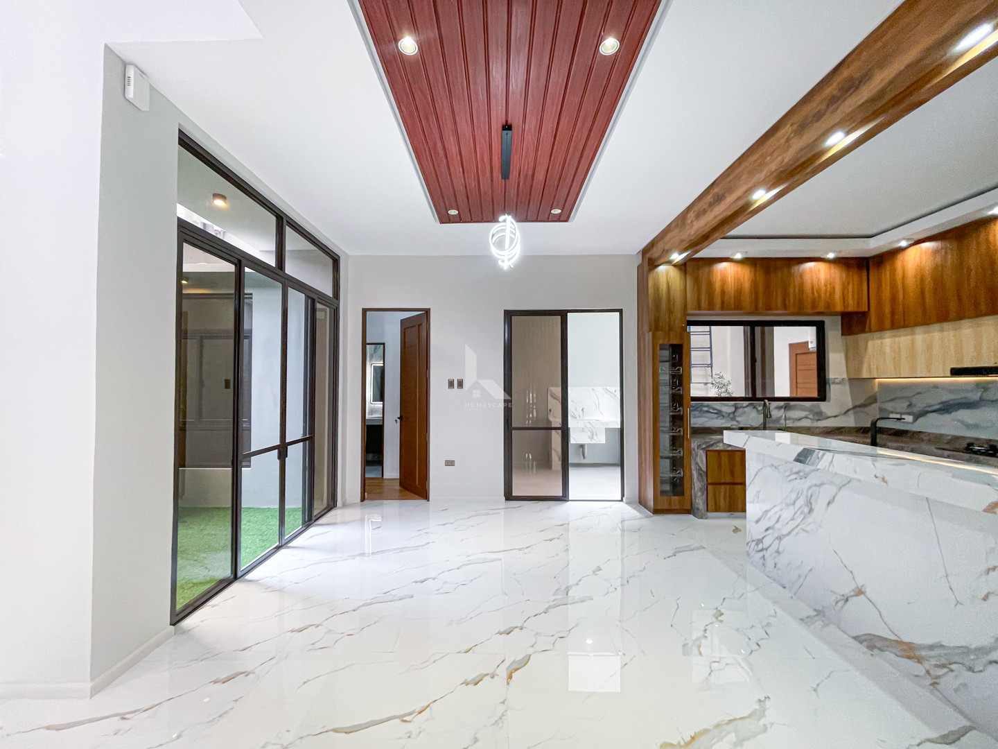 Elegant Modern Contemporary House and Lot For Sale in BF Resort photo 4