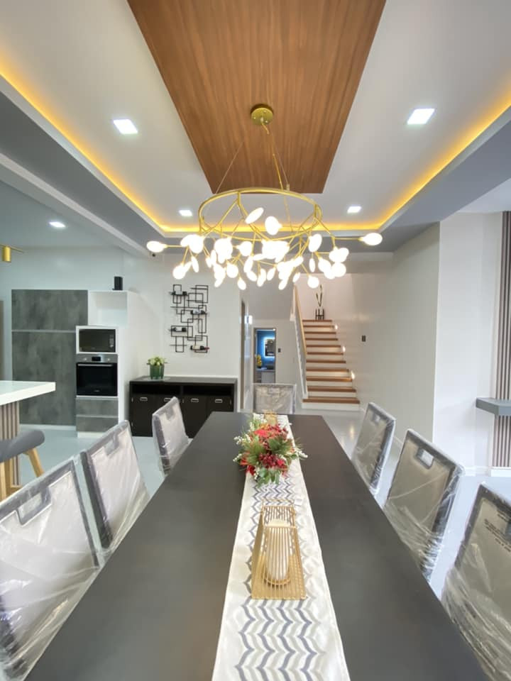 House and Lot in BF Resort Village Las Pinas City photo 2