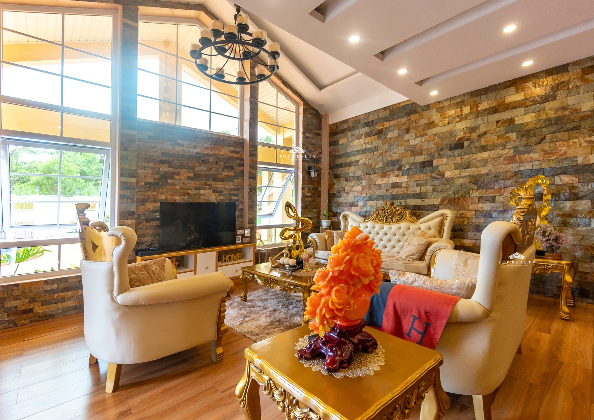 Alfonso Farm House photo 1