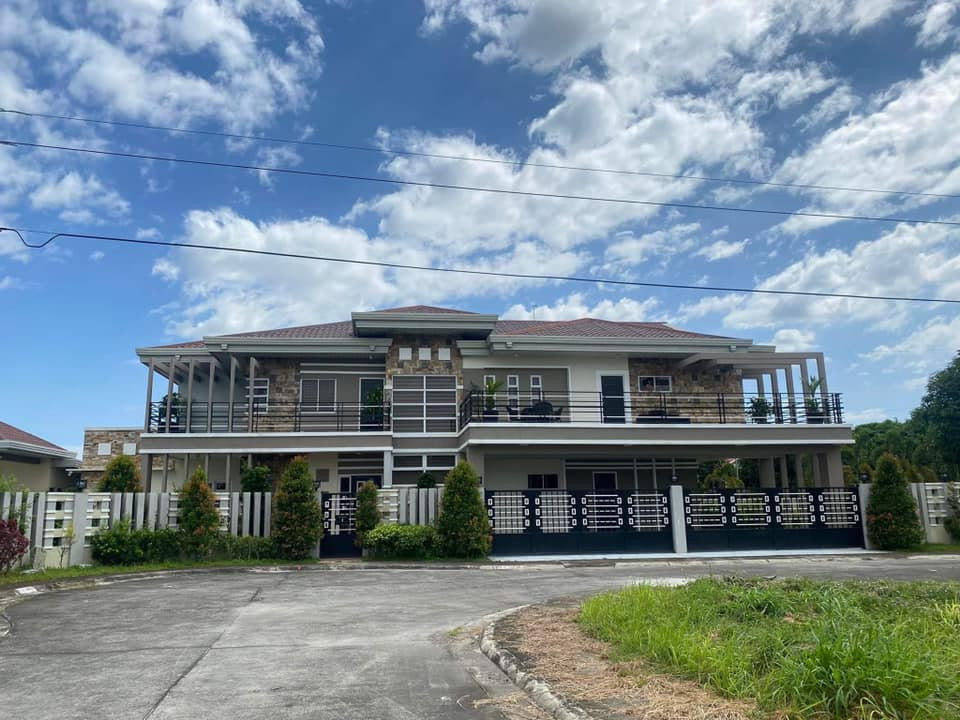 House and lot for sale photo 1