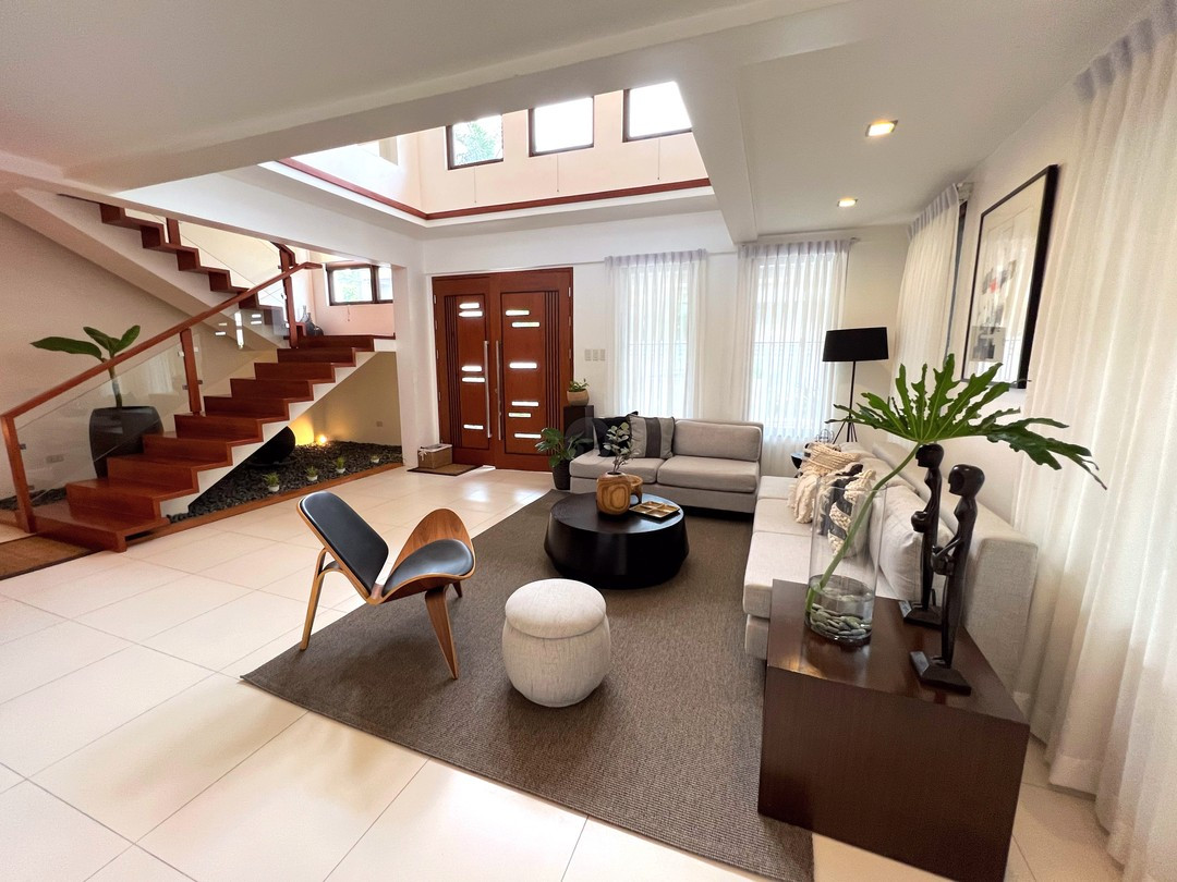 Stunning Resort-Style House and Lot for Sale photo 3