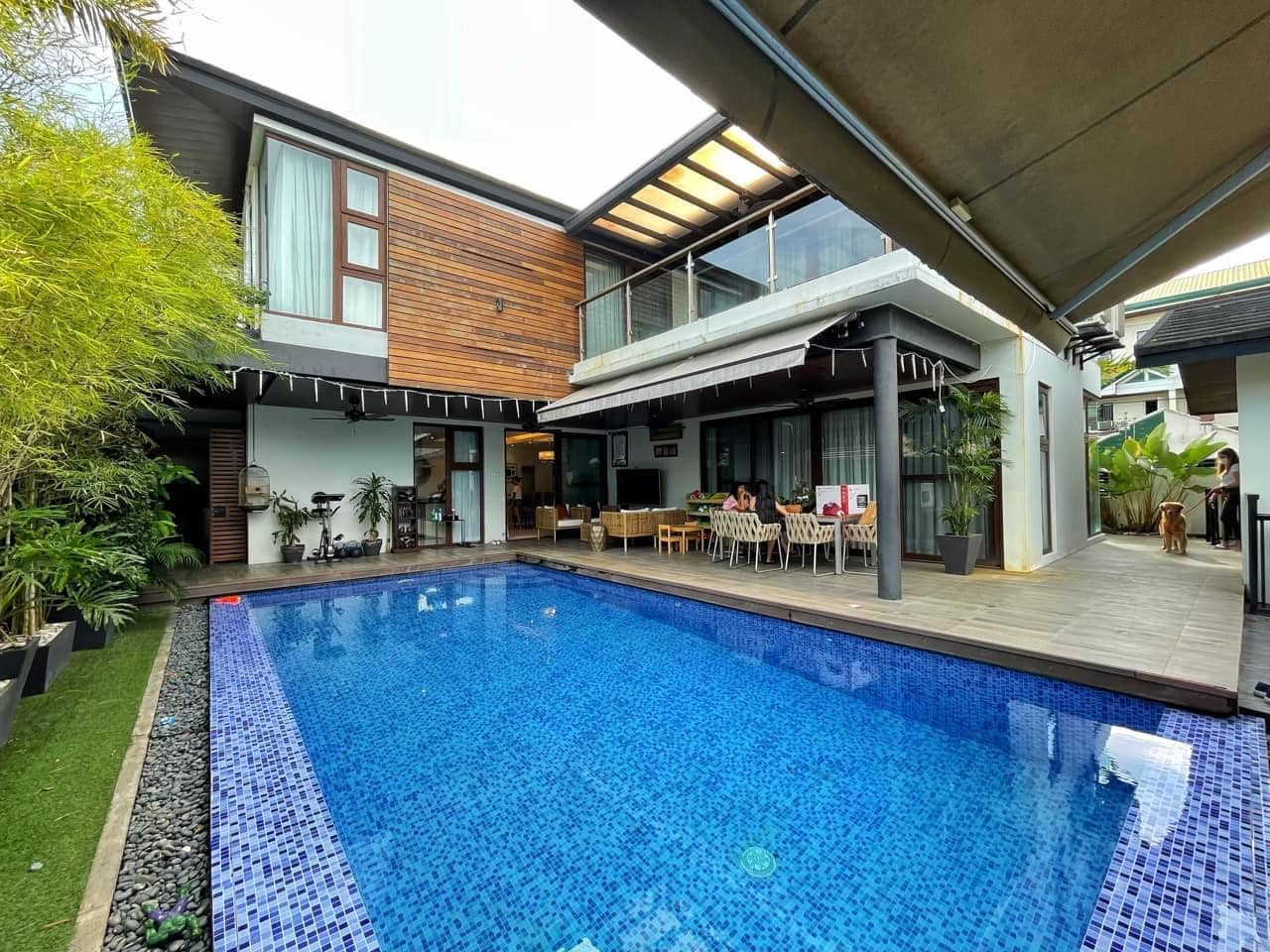 Inside a Modern Tropical Home in Sta. Rosa, Laguna photo 3