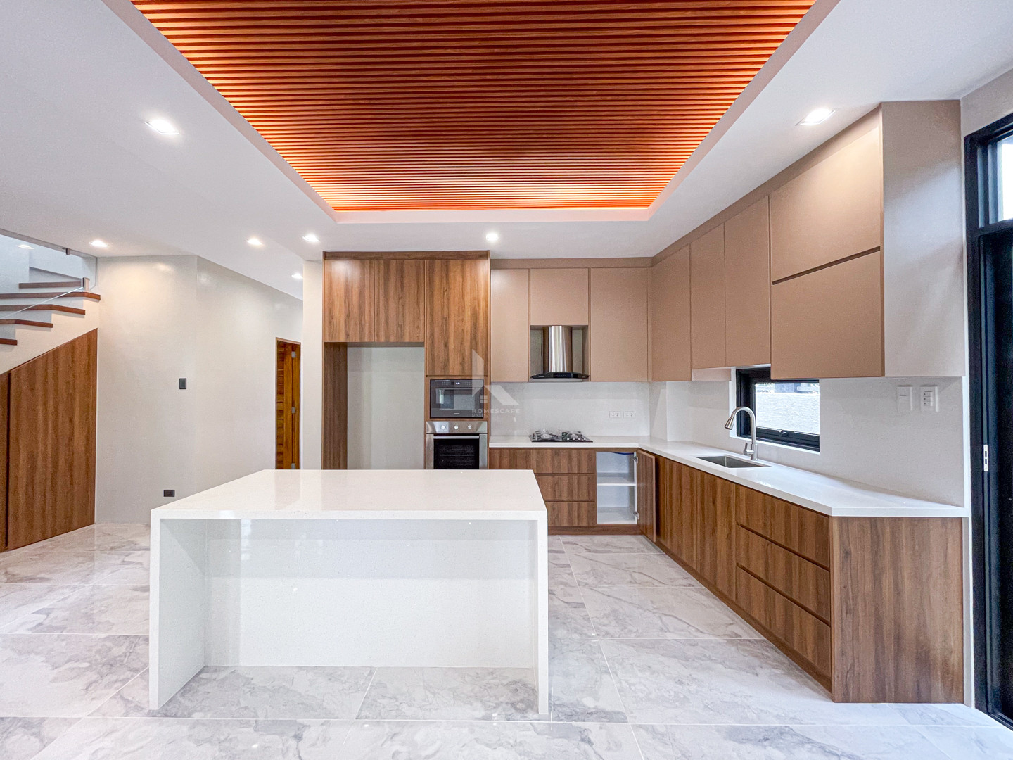 Elegant Brand New Modern Contemporary House and Lot photo 4