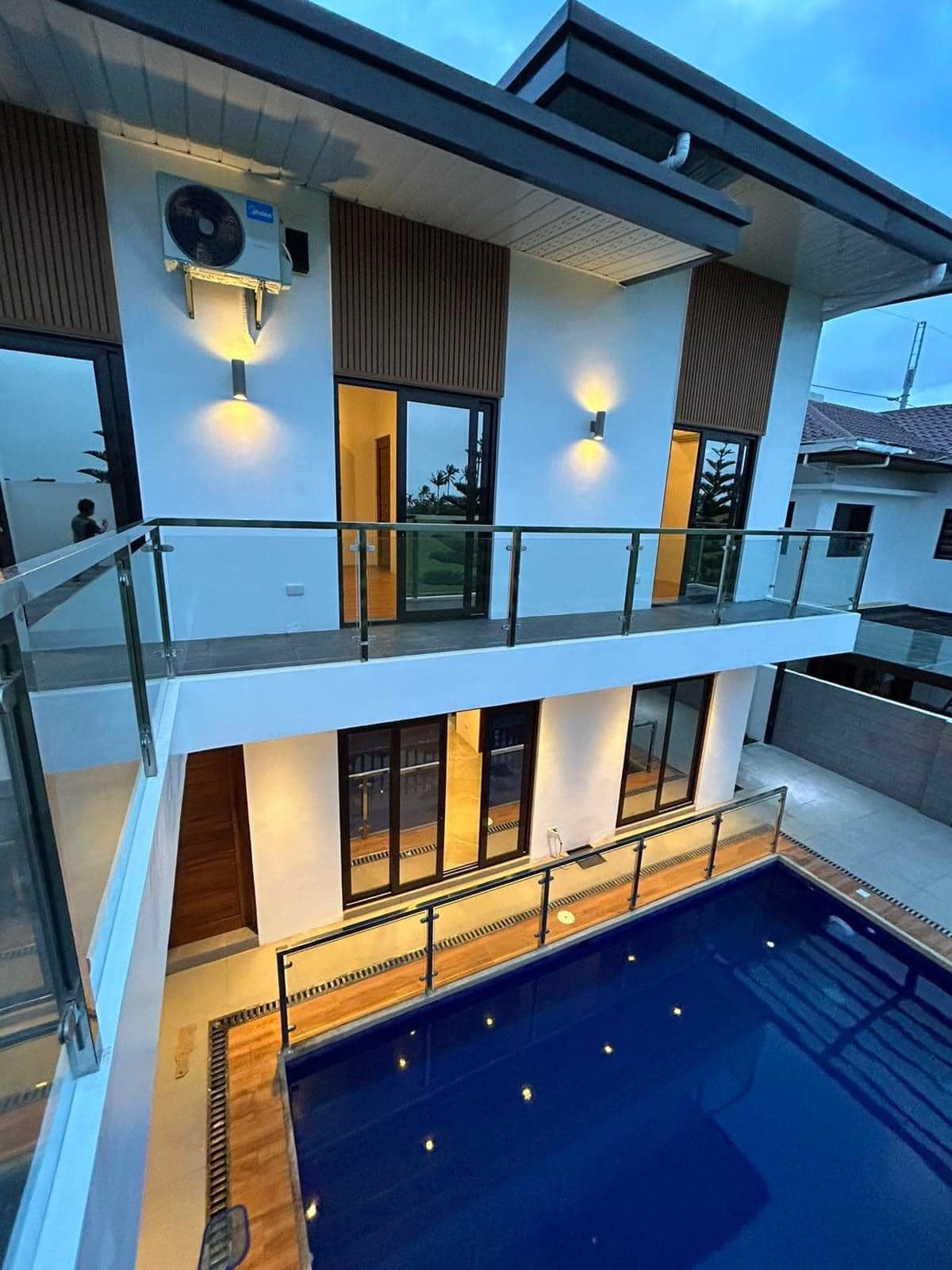 Brandnew House and Lot for Sale with a Spectacular View. photo 1