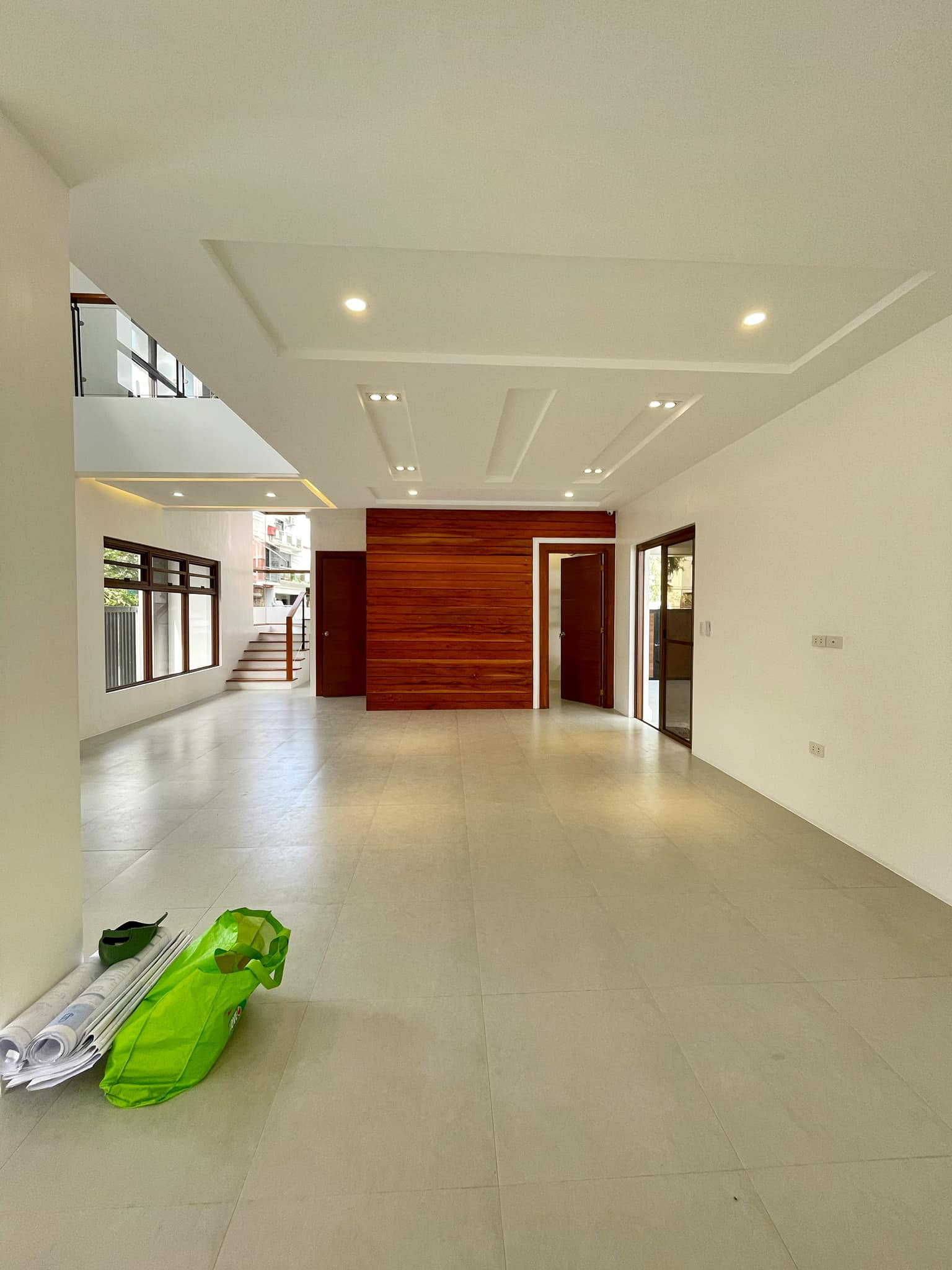 Brand New Modern Corner House w/ Pool for Sale in Greenwoods Executive Village photo 4