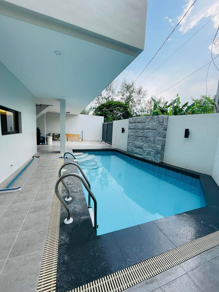 For Sale Brandnew house with Swimming in Greenwoods Pasig photo 2