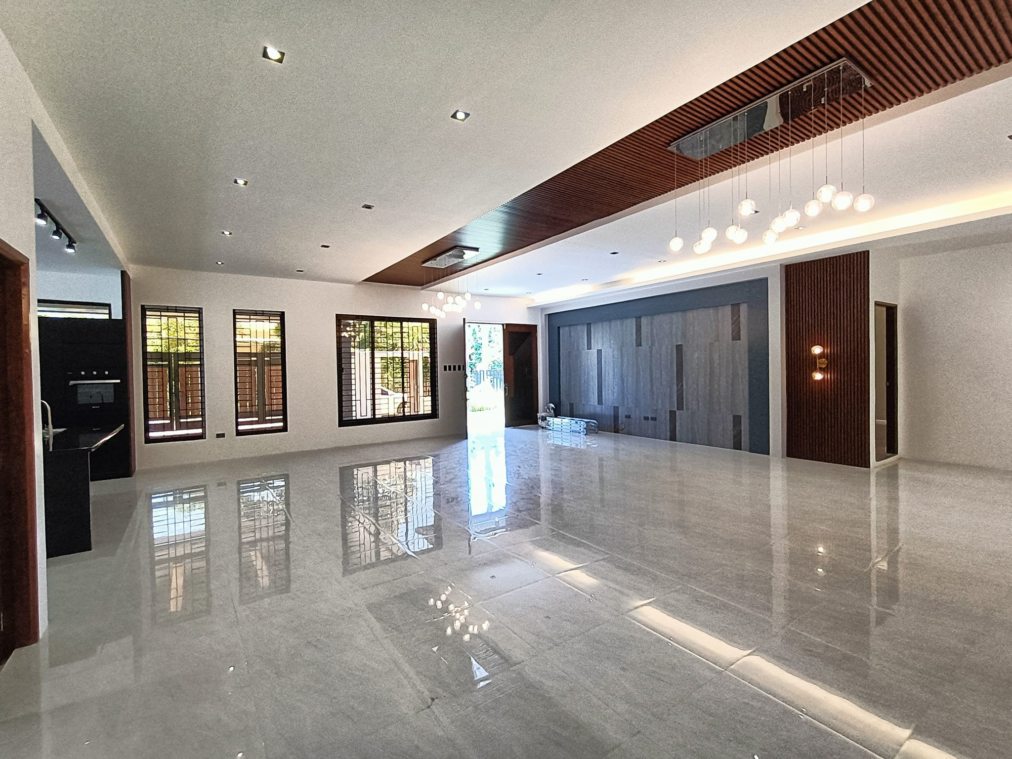 BRANDNEW BUNGALOW photo 4