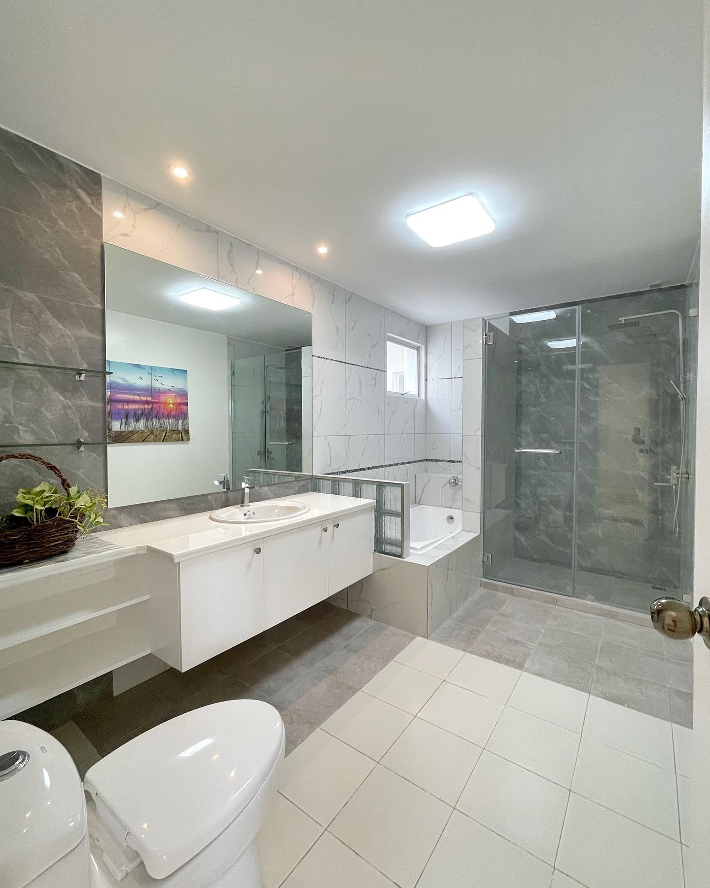 Brand New 3-Storey Modern for Sale in Greenwoods Executive Village photo 5