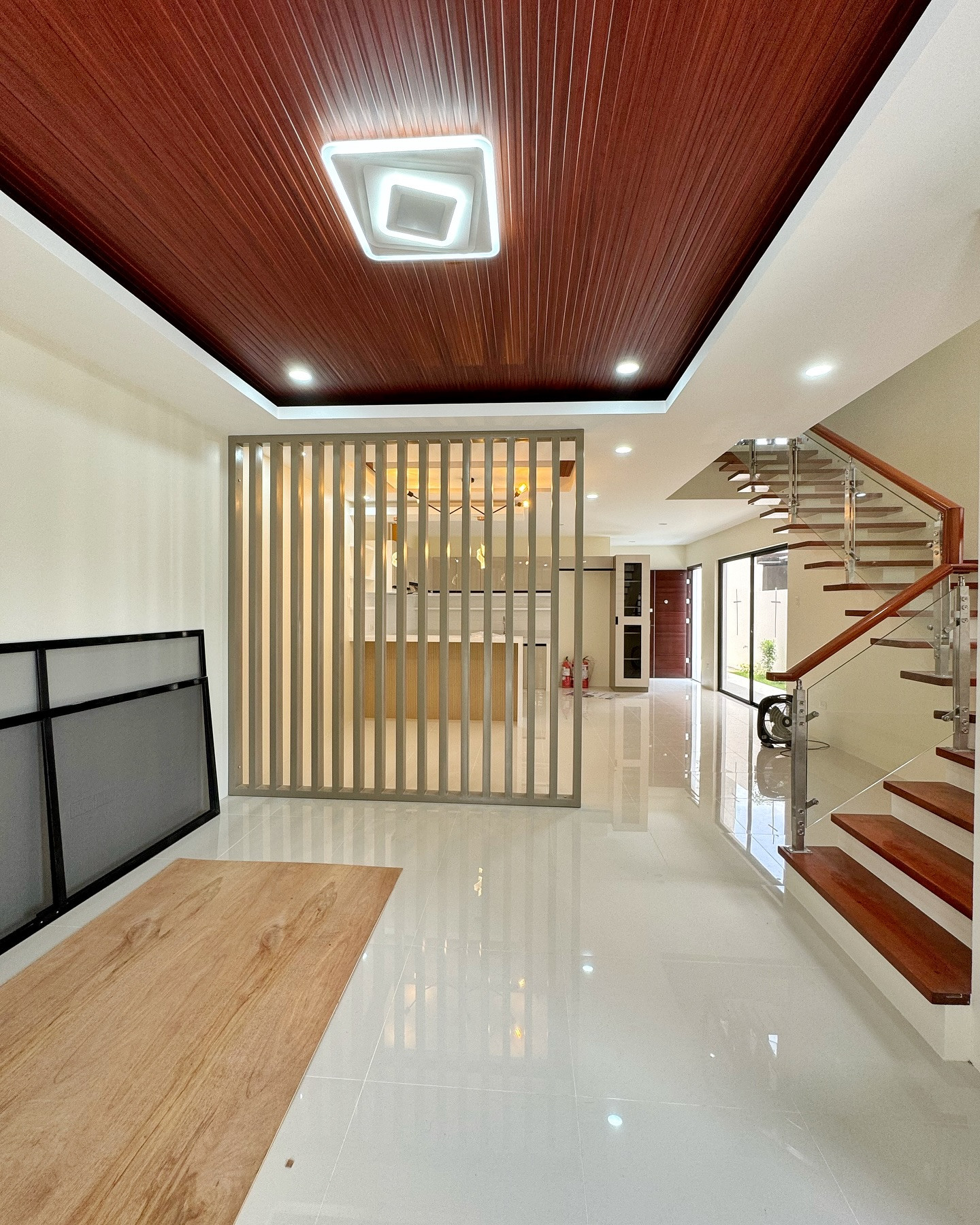 Brand New Modern Contemporary House for Sale photo 1