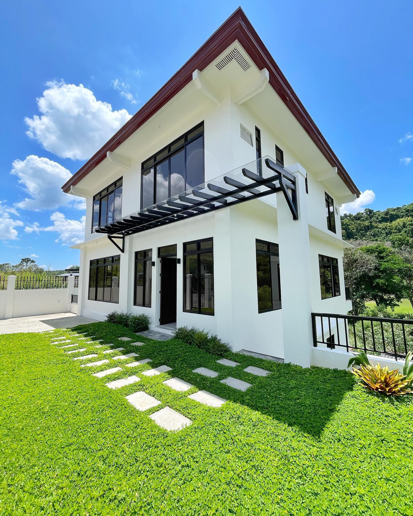 Tri-level Brand New Modern House and Lot for Sale photo 3