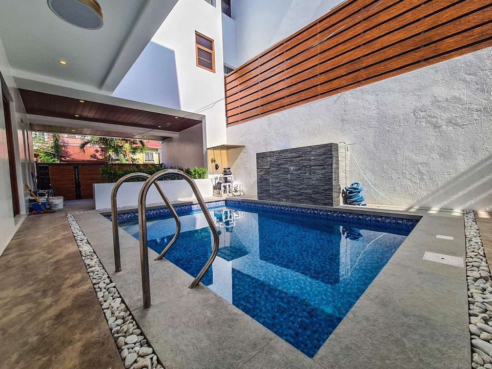 House & Lot For Sale w/Pool in Pinagbuhatan Pasig photo 1
