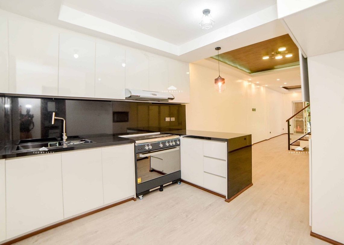 4-Storey House and Lot for Sale in Filinvest 2, Quezon City! photo 4