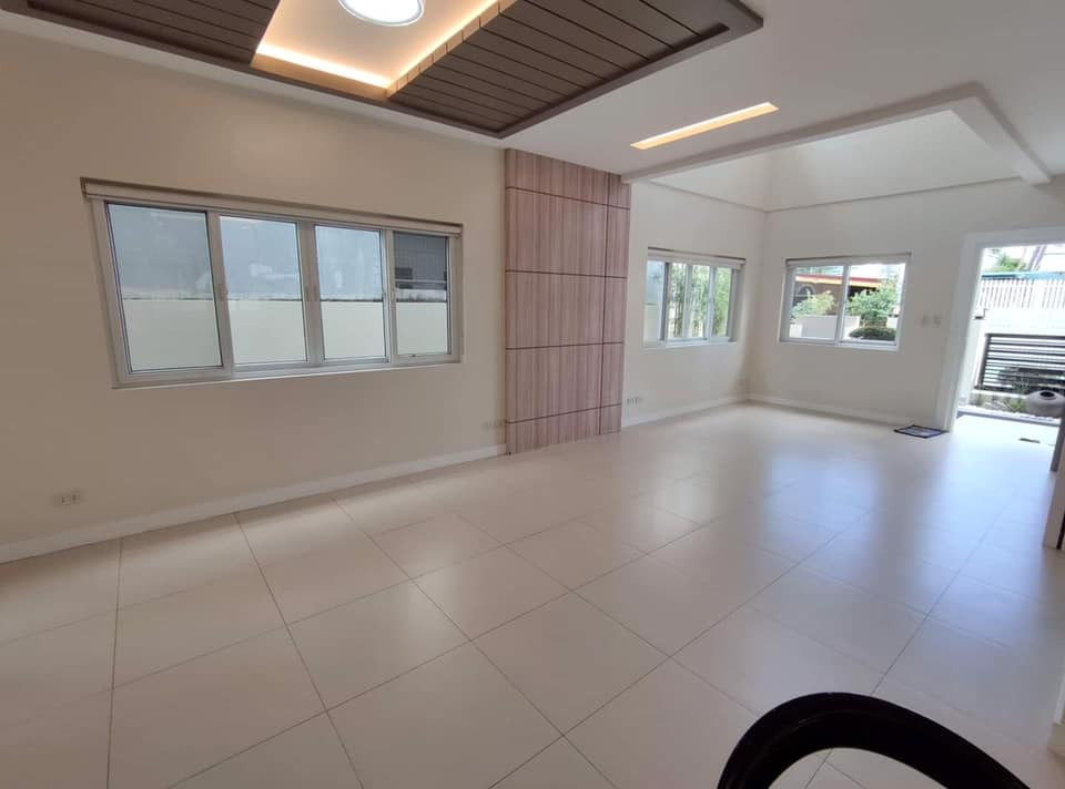 Modern Contemporary 5BR House & Lot For Sale In BF Homes photo 2