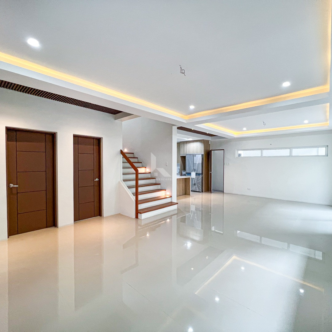 Stylish Modern Contemporary House and Lot For Sale i photo 4