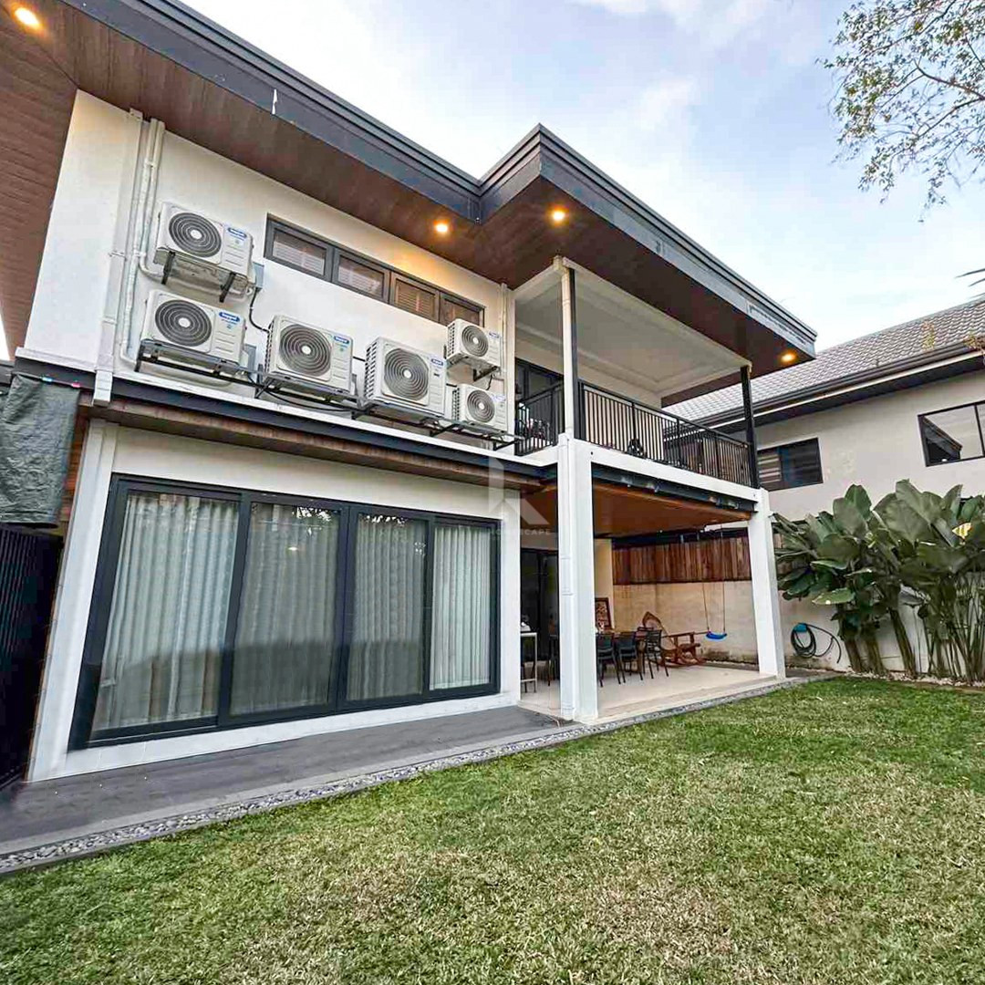 Classy and Cozy Fully Furnished House and Lot For Sale photo 2