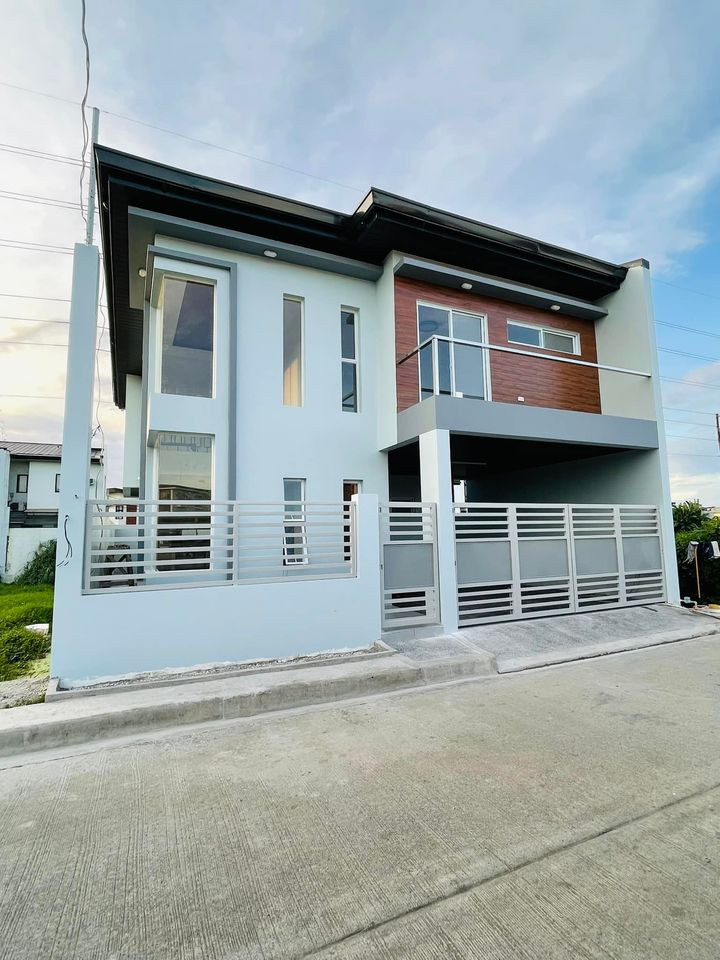 Brandnew 4 Bedroom house for Sale in Greenwoods Exec Village Pasig photo 1