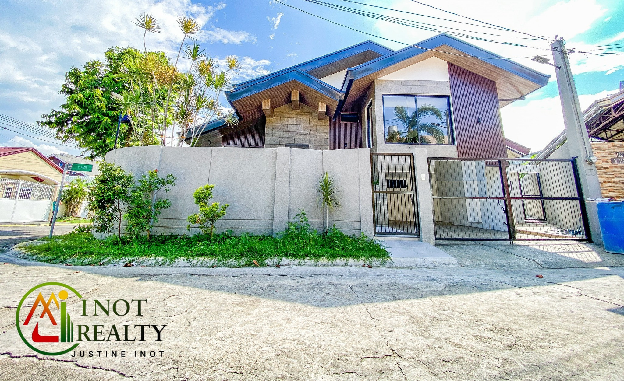 Modern Asian Contemporary House photo 1