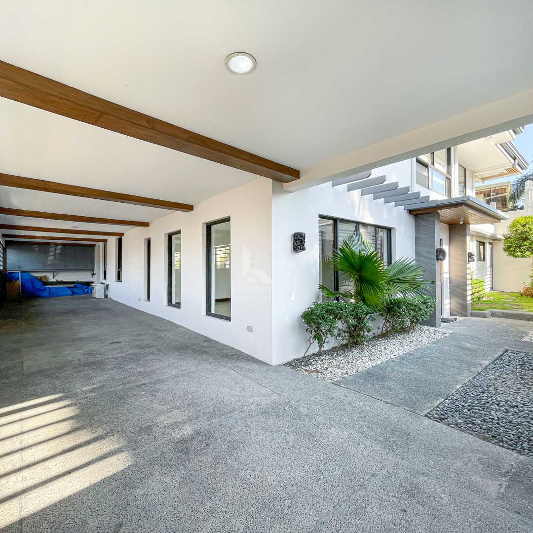 Astounding Modern Asian House and Lot For Sale photo 3